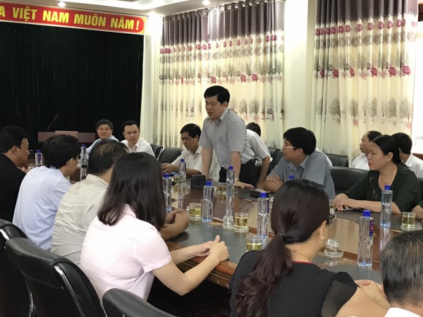 Đ/c Nguyễn Ngọc Dũng - Bí thư Huyện ủy Than Uyên phát biểu tại buổi làm việc 