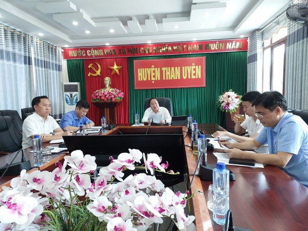 Đồng chí Tống Thanh Hải - Phó Chủ tịch Thường trực UBND tỉnh phát biểu kết luận buổi làm việc