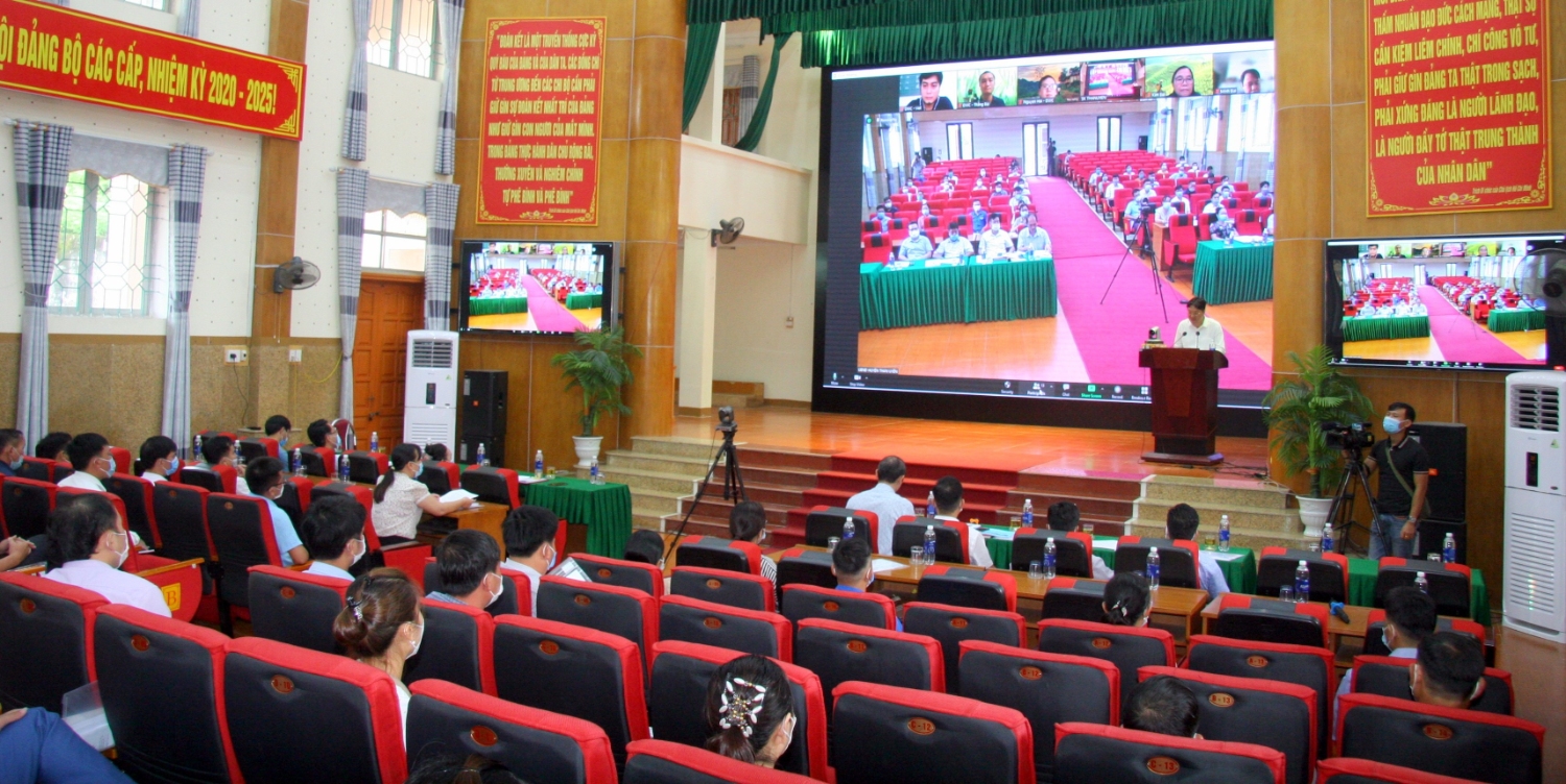 (Hội thảo Trực tuyến chia sẻ kinh nghiệm thực hiện Quản lý cộng đồng trong chương trình Nông thôn mới tại tỉnh Lai Châu)